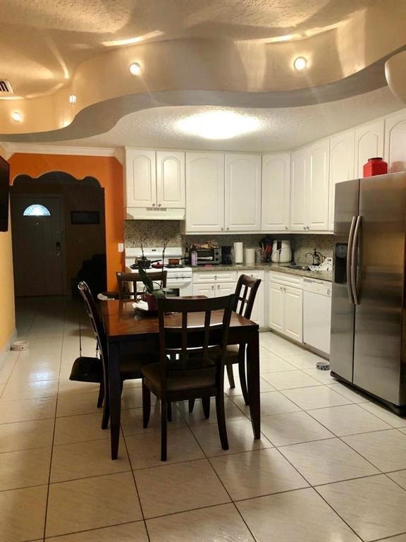 4943 Pimlico Ct, West Palm Beach, FL 33415 - photo 4