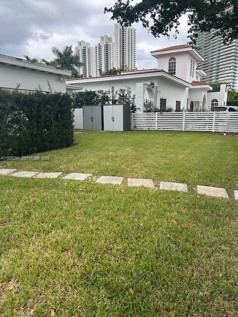 245 189th Terrace, Sunny Isles Beach, FL 33160 - photo 7