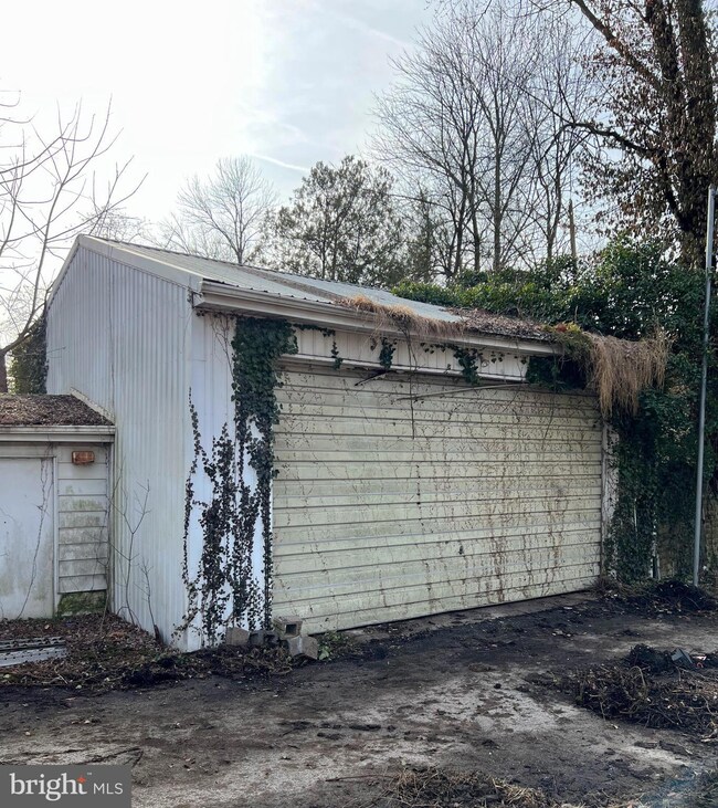 130 N Walnut St, Kennett Square, PA 19348 - photo 6