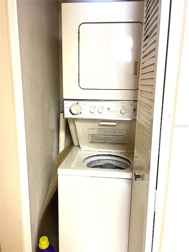 Washer & dryer Closet