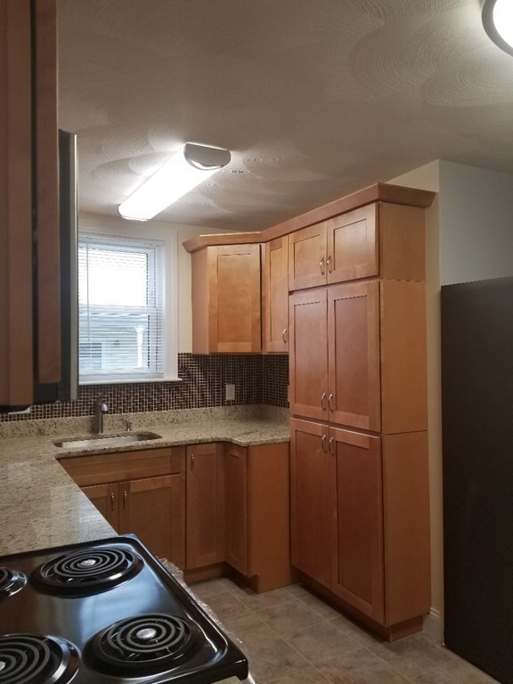 16 Middle St unit 1, Newton, MA 02458 - photo 2