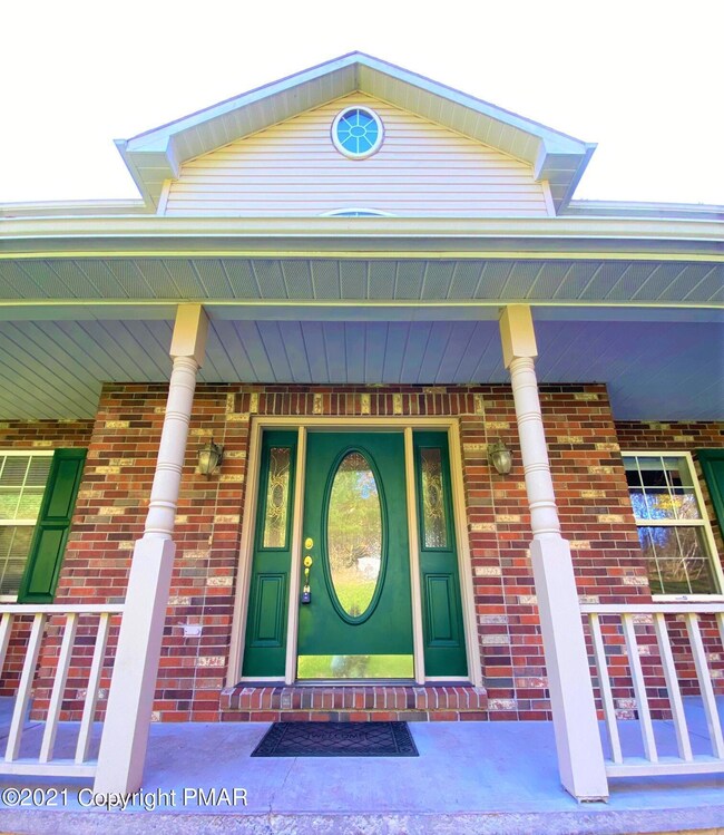 306 Mount Effort Dr, Effort, PA 18330 - photo 3