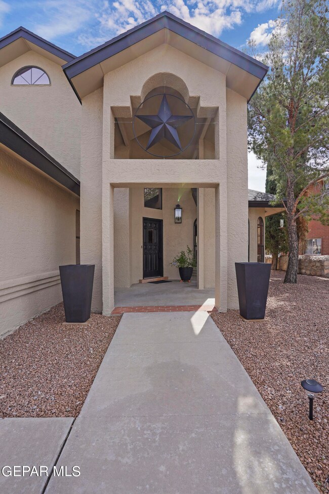 5912 Via Robles Ln, El Paso, TX 79912 - photo 5