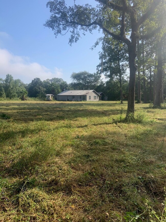 13329 Walker Rd, Conroe, TX 77302 - photo 6