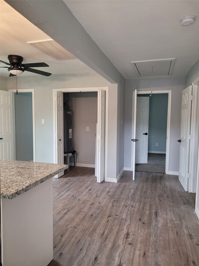 2102 Hampton St, Houston, TX 77088 - photo 5