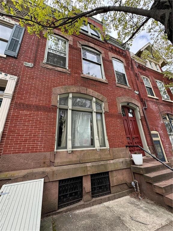 342 N 8th St unit 2, Allentown, PA 18102 - photo 2