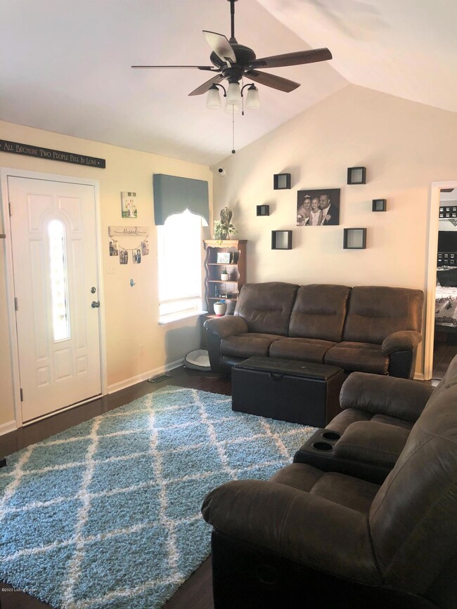 231 Aulbern Dr E, Mount Washington, KY 40047 - photo 6