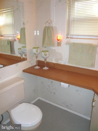 8924 Cuckold Point Rd, Sparrows Point, MD 21219 - photo 2