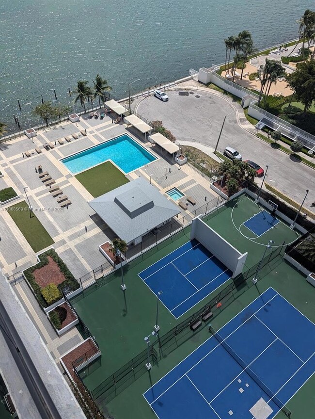 The Charter Club unit 1804, Miami, FL 33137 - photo 4