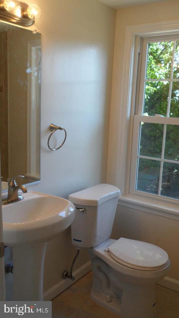 2603 Gaither St, Temple Hills, MD 20748 - photo 5