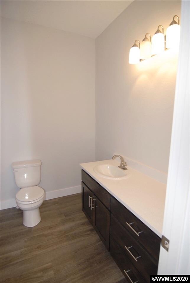 1/2 Bath Downstairs