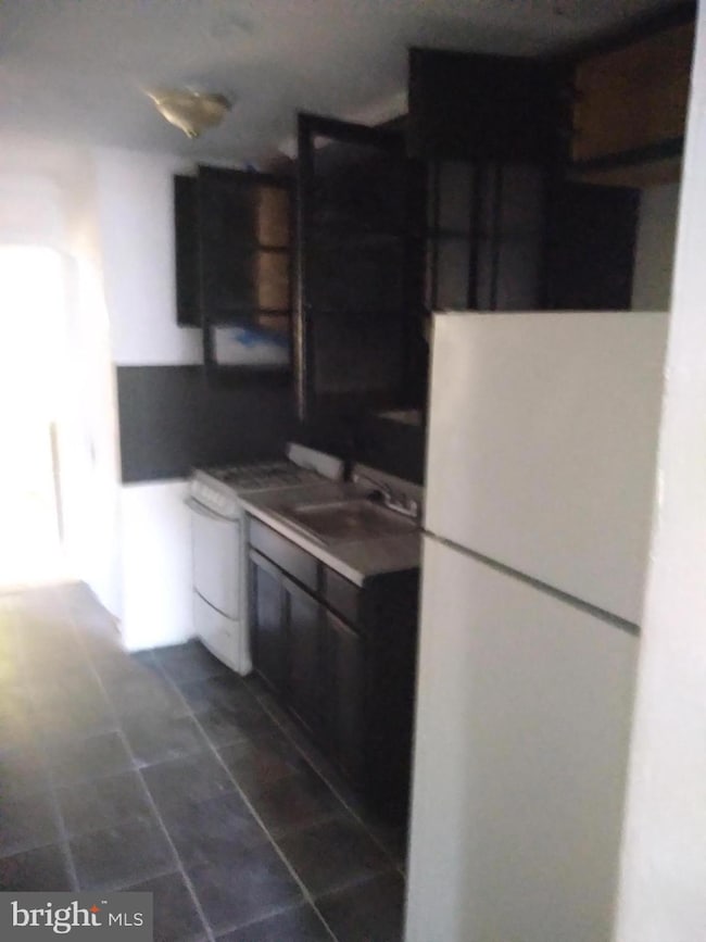 1205 30th St SE unit 3, Washington, DC 20019 - photo 2