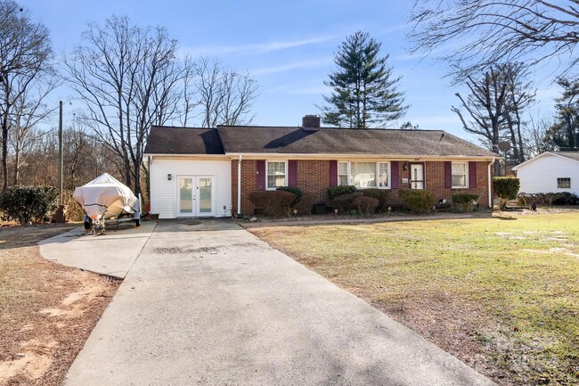 601 Broad St, Shelby, NC 28152 | Homes.com