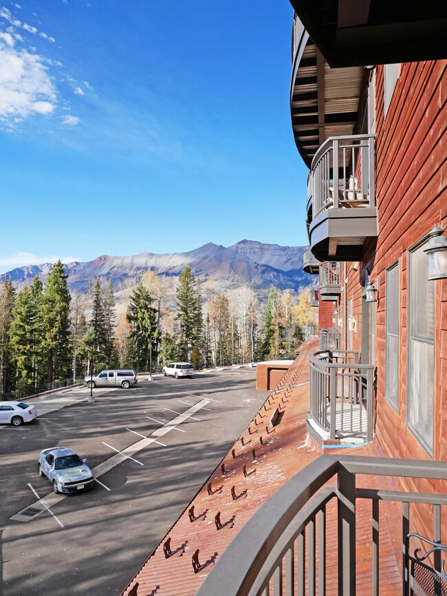 BCL 208 Patio View San Sofia NW