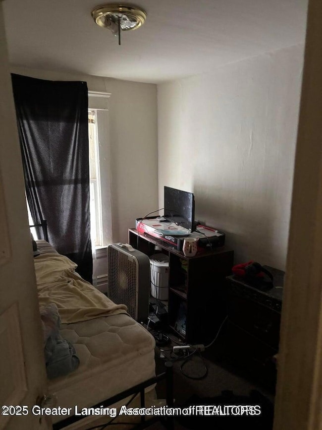 911 E Kalamazoo St, Lansing, MI 48912 - photo 7