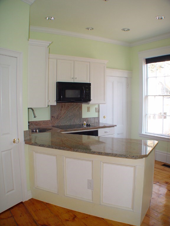 21 Chestnut St unit 2, Wakefield, MA 01880 - photo 4