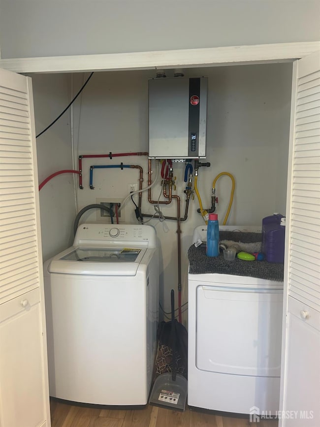 140 S Robert St, Sewaren, NJ 07077 - photo 7