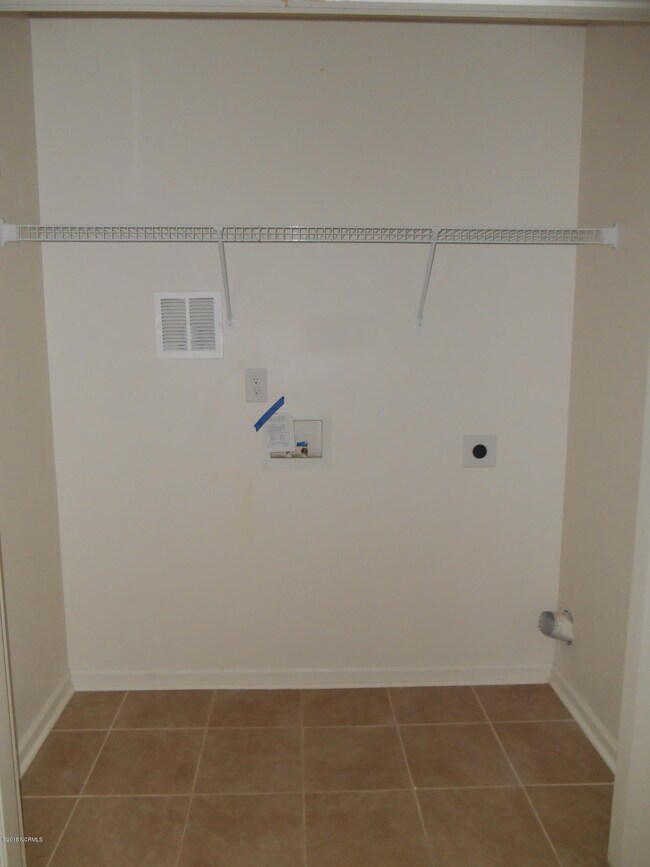 603 Doris Place Dr, Jacksonville, NC 28540 - photo 4