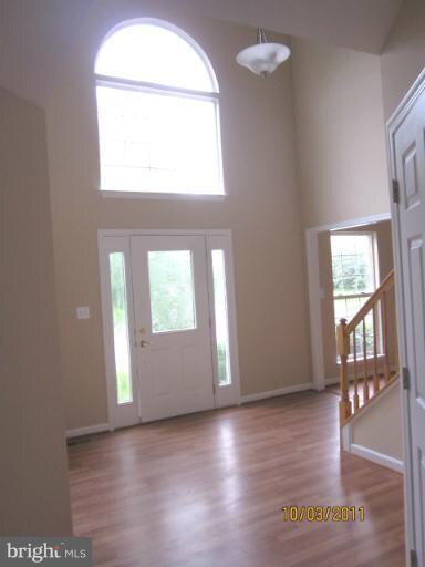 10525 Winged Elm Cir, Manassas, VA 20110 - photo 6