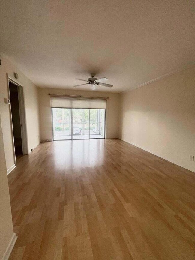 River Shores unit 205, Oakland Park, FL 33334 - photo 6