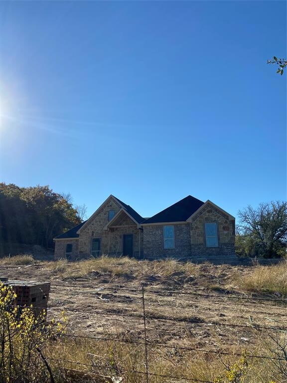 370 Sandlin Ln, Springtown, TX 76082 - photo 2