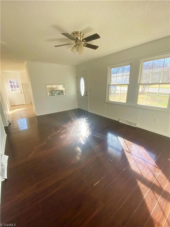 3118 Plainfield Rd, Sophia, NC 27350 - photo 6