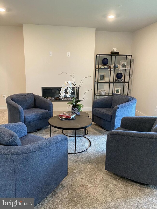 2399 Stella Place unit 34, Alexandria, VA 22303 - photo 2