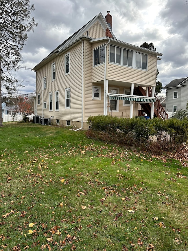 421 Main St, Wallingford, CT 06492 - photo 2