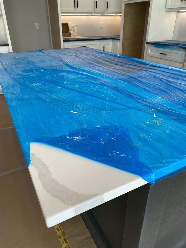 Kitchen island quartz