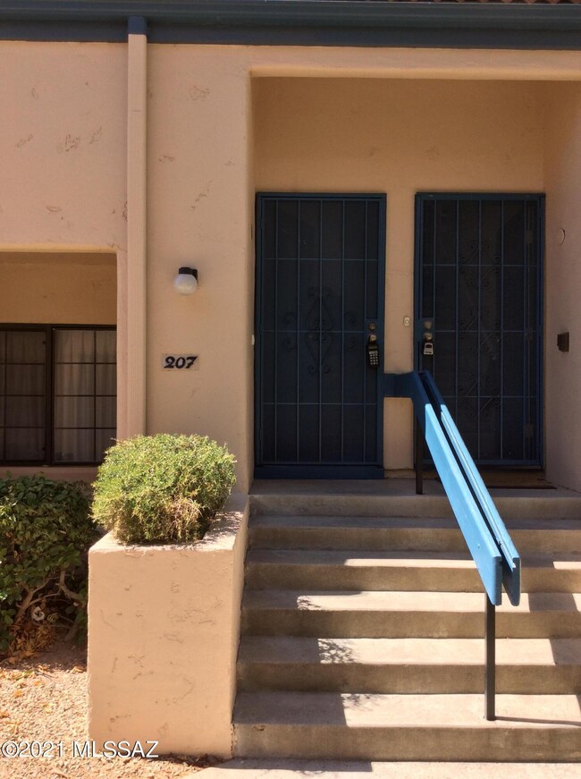 4287 N River Grove Cir unit 207, Tucson, AZ 85719 - photo 5
