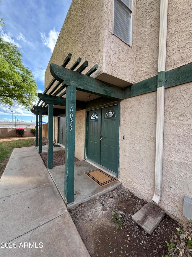 6033 W Golden Ln, Glendale, AZ 85302 - photo 2