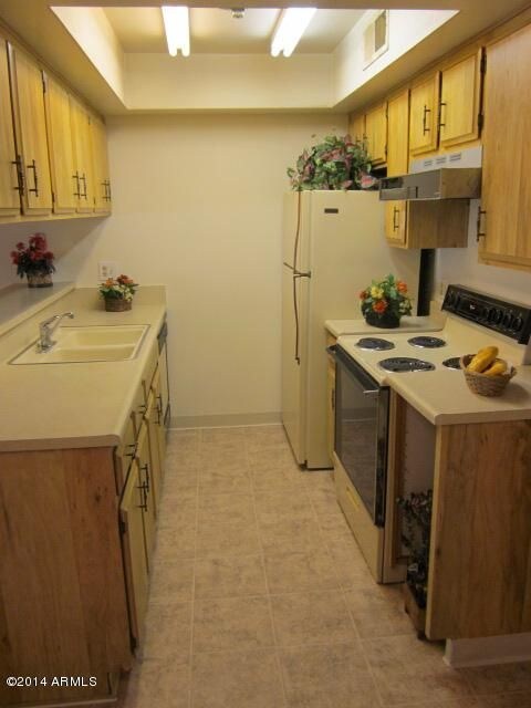8841 N 8TH ST KITCHEN