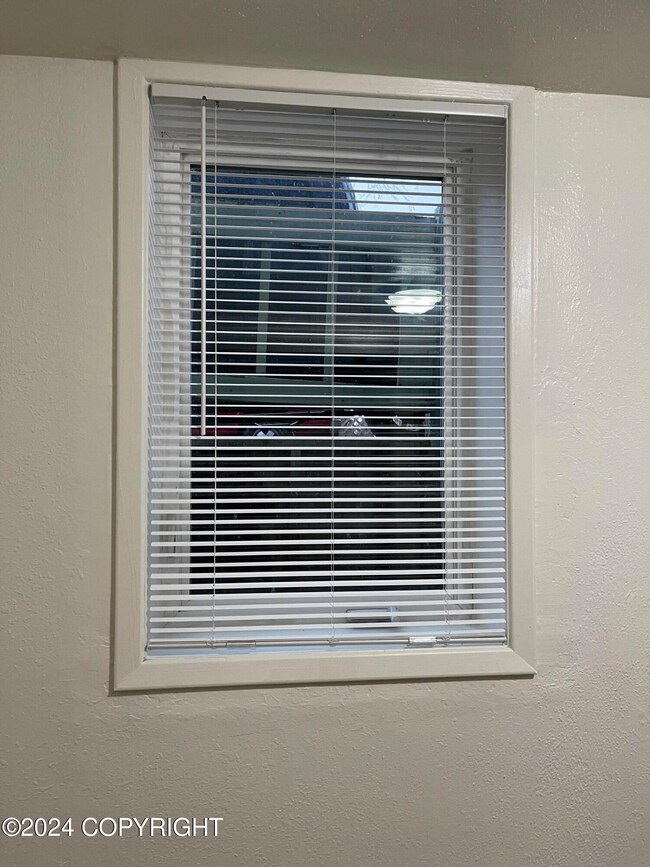 3904 Northwood Dr unit A, Anchorage, AK 99517 - photo 6