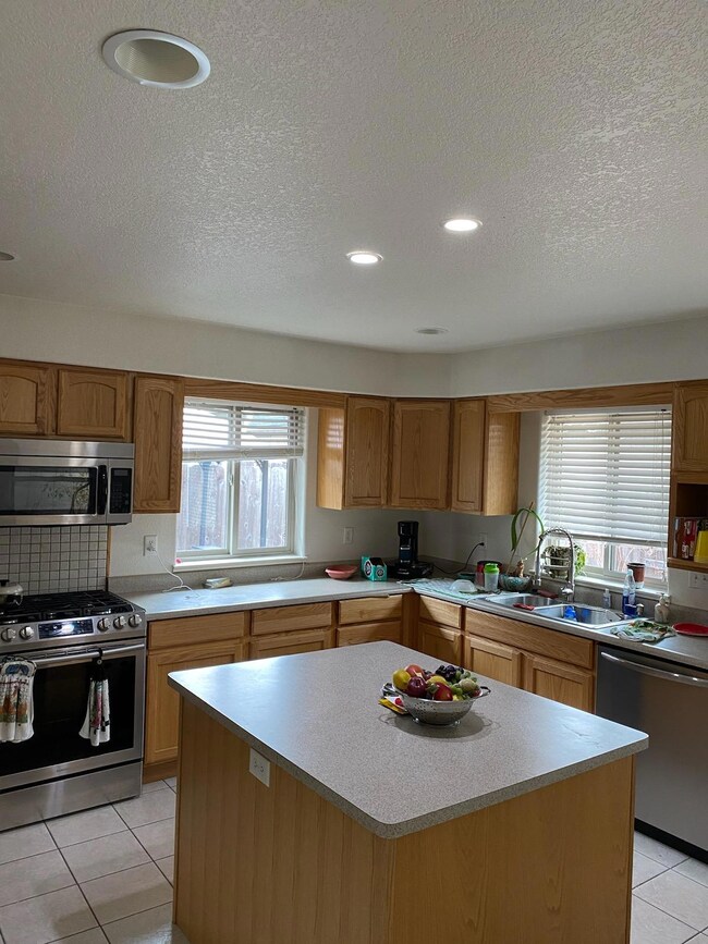 1362 SW Argo Ln, Grants Pass, OR 97527 - photo 7