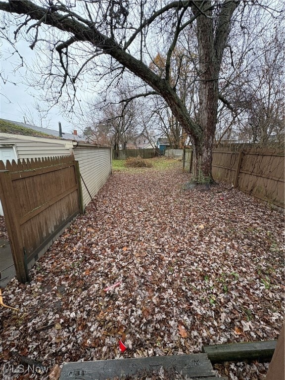 816 Fenton St, Niles, OH 44446 - photo 5