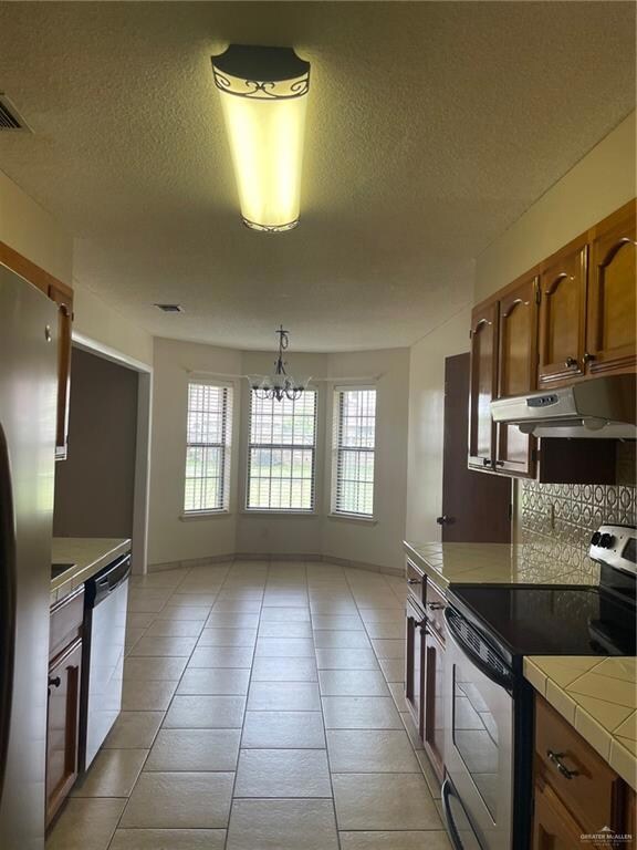 916 E Lincoln St, Weslaco, TX 78596 - photo 7