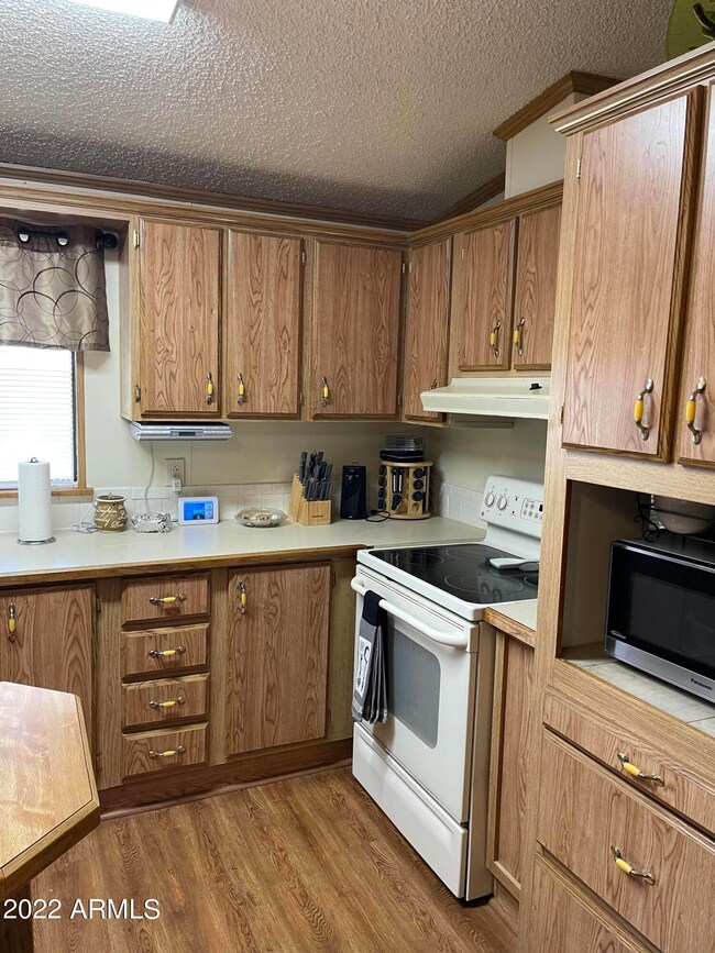 11596 W Sierra Dawn Blvd unit 104, Surprise, AZ 85378 - photo 4