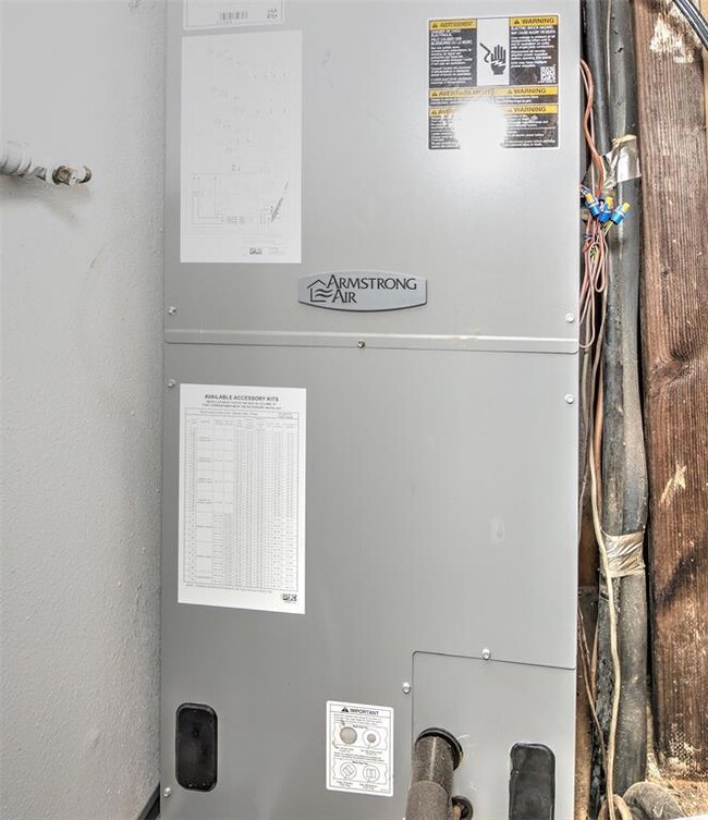 1209 W Pine Ave, Duncan, OK 73533 - photo 6