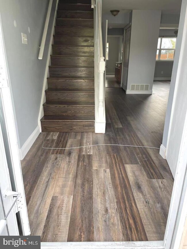 209 Charing Way, Mount Laurel, NJ 08054 - photo 2