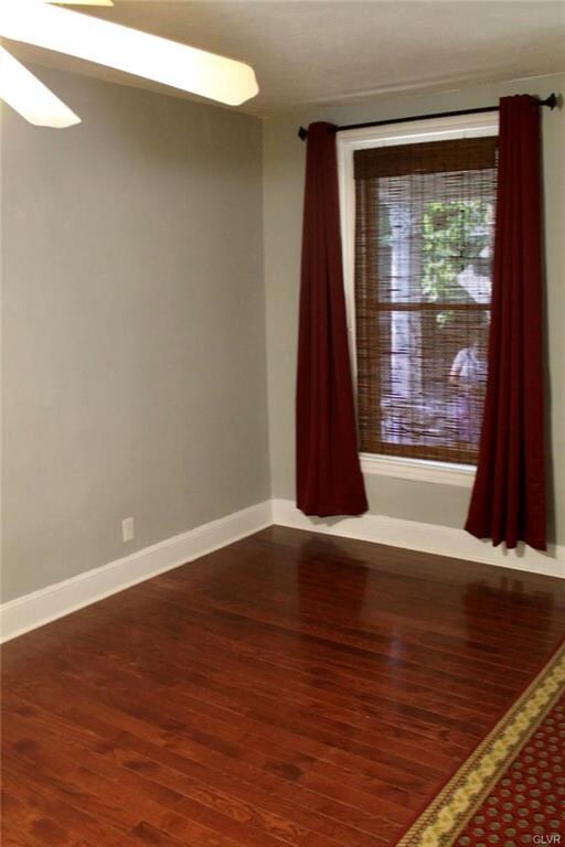 233 W Fairview St, Bethlehem, PA 18018 - photo 3