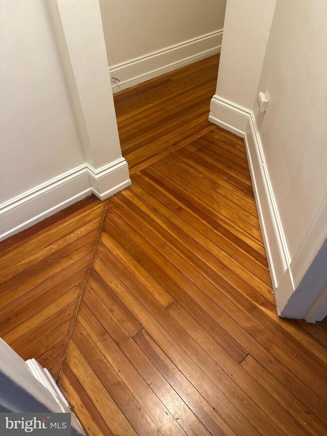 729 S George St, York, PA 17401 - photo 7