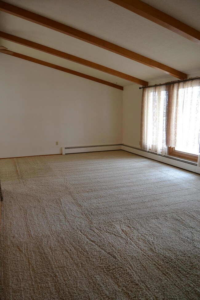 1510 5th Ave NE, Jamestown, ND 58401 - photo 7