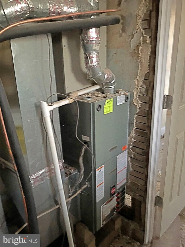 4300 E Lombard St, Baltimore, MD 21224 - photo 7