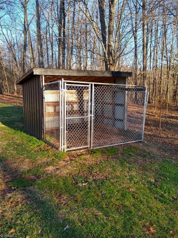 2244 N Asheboro School Rd, Asheboro, NC 27203 - photo 4