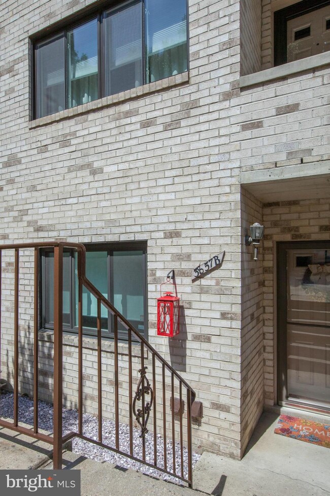 3857B Steppes Ct, Falls Church, VA 22041 - photo 2