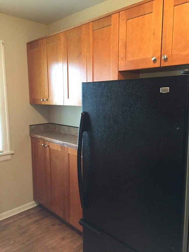 1402 N Jackson St unit 1, Waukegan, IL 60085 - photo 7