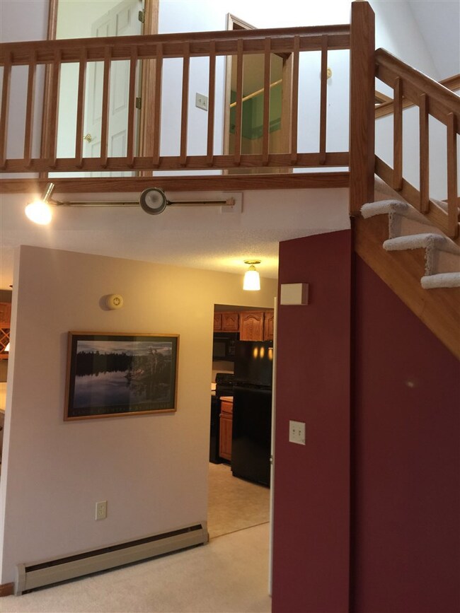 67 Fairways Dr unit 6, Bethlehem, NH 03574 - photo 5