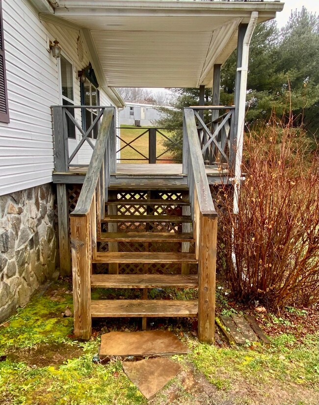 Raised Front Porch w/A Biew