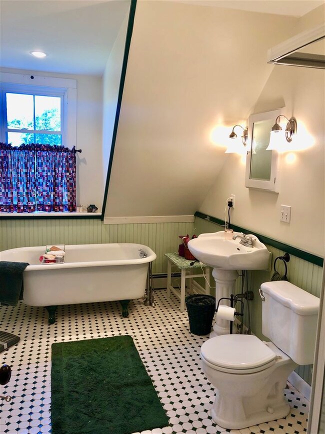 1561 Route 114, North Sutton, NH 03260 - photo 7