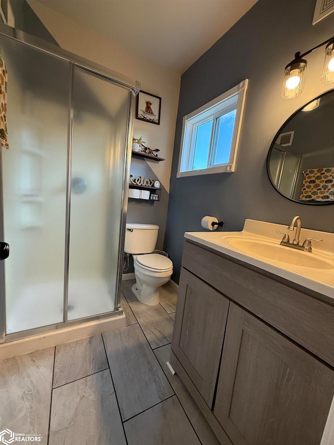 504 E Main St, Lake Mills, IA 50450 - photo 6